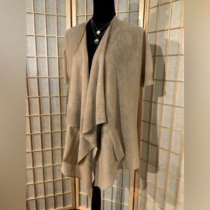 Jennifer Lopez - Tan short sleeve kinda sheer shrug. Sz M